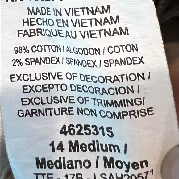 Lee Mid Rise Fit size 14 Medium in Khaki color shorts with 10” rise RN #130273. - Picture 6 of 7